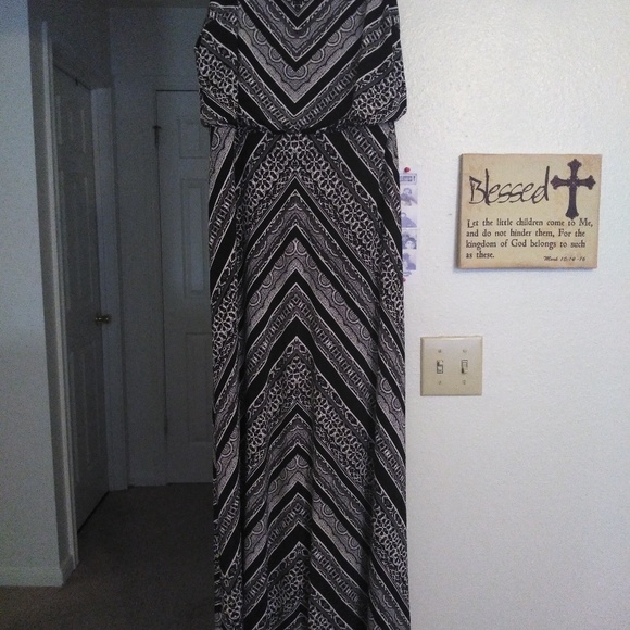 Cache summer dress - Picture 2 of 3